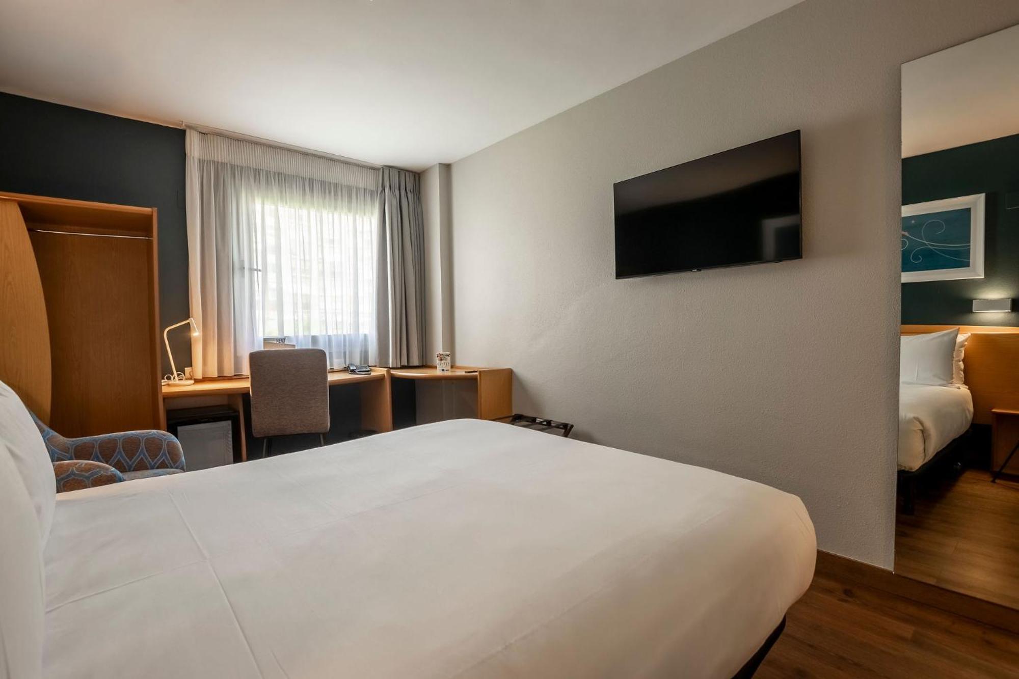 Travelodge Alicante Puerto, Alicante
